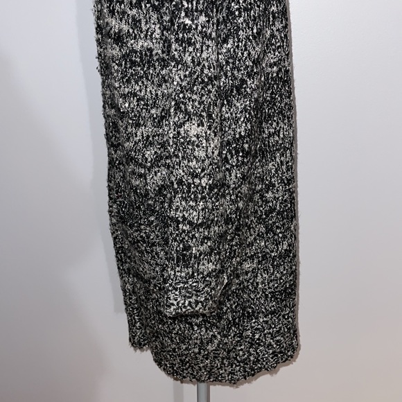 C’est Moi Knitted Oversized Cardigan with Pockets - Picture 12 of 12